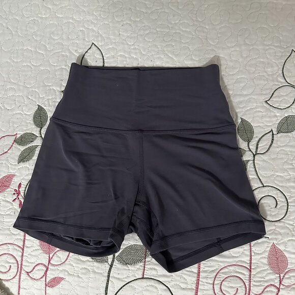 Lululemon Shorts - Picture 1 of 2